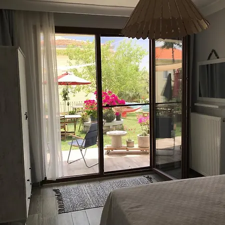 Lemon House Cunda Bed & Breakfast Ayvalik