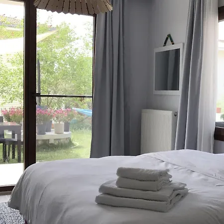 Lemon House Cunda Bed & Breakfast
