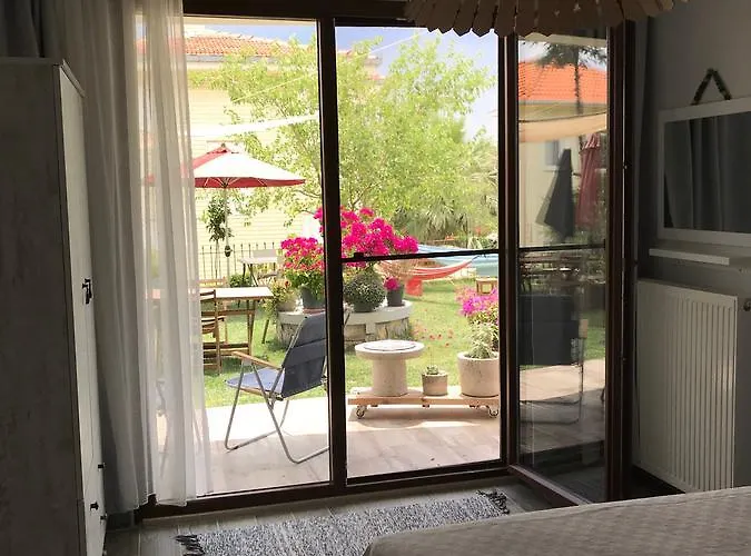 Lemon House Cunda Bed & Breakfast Ayvalik