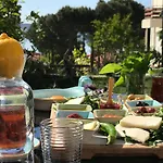 Lemon House Cunda Bed & Breakfast Ayvalik